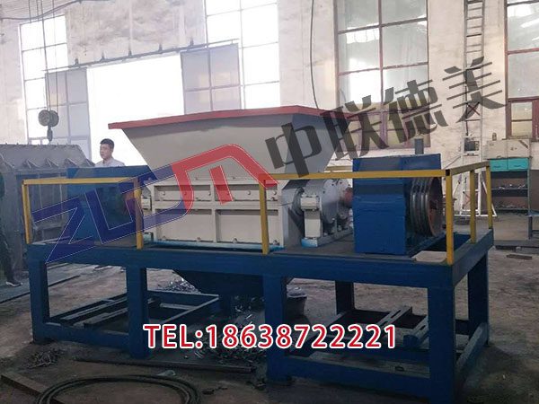山東小型塑料撕碎機(jī)哪里有賣(mài)